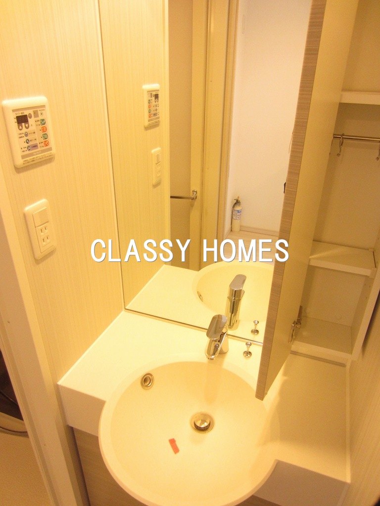 洗面設備　2013年竣工 ガーラ・ヴィスタ大井仙台坂：洗面台