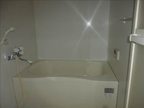 バス・シャワールーム　浴室