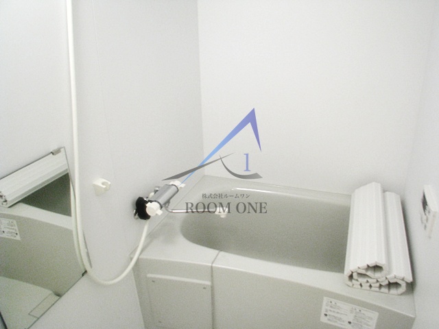 バス・シャワールーム　お風呂です。