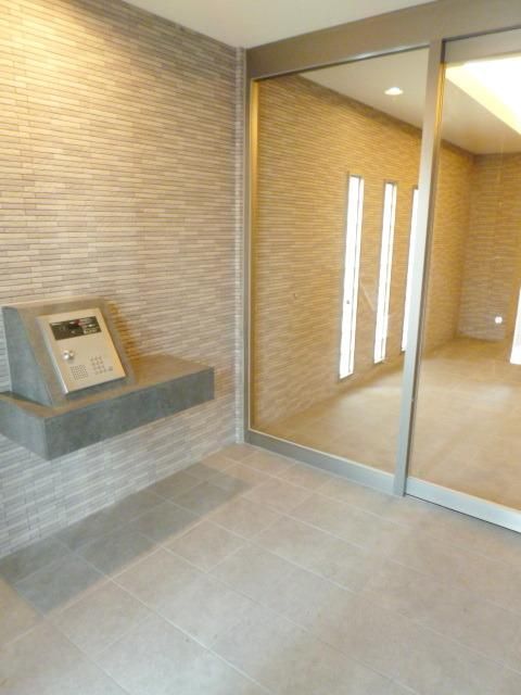 その他　エントランス