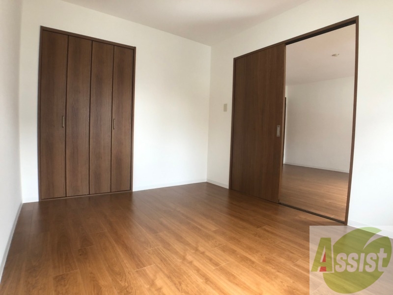 その他部屋・スペース　寝室を撮影しました。お昼寝したくなりますね。