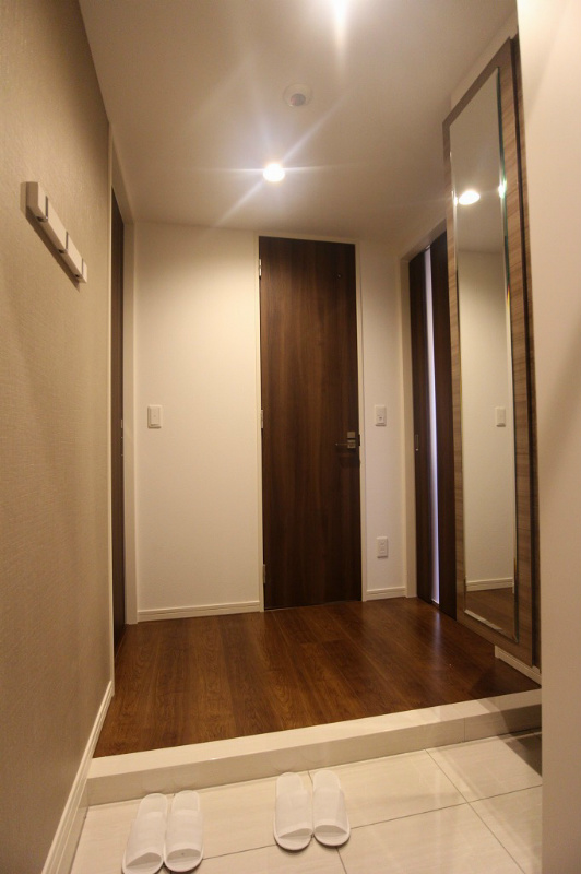 玄関　玄関写真