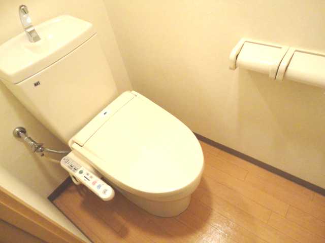 トイレ　シャワー付トイレ