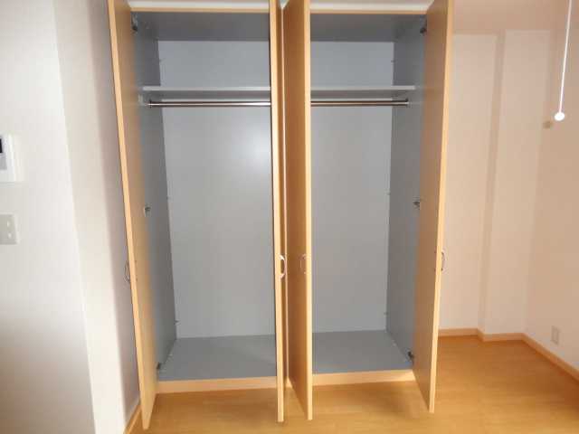 収納　クローゼット