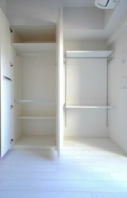 収納　ルフォンプログレ西大井プレミア ※反転