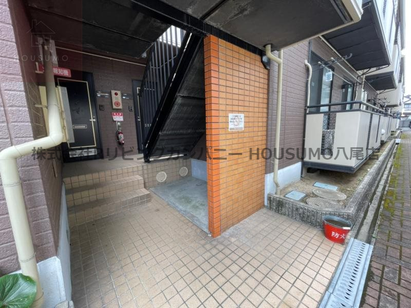 ロビー　建物の内部です