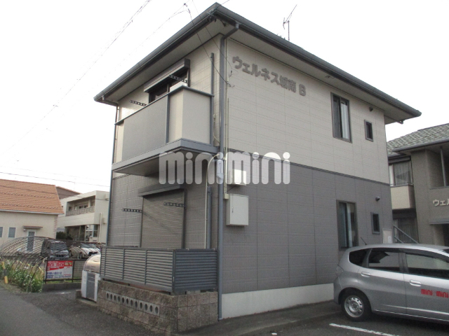 建物外観　２世帯だけの建物です。