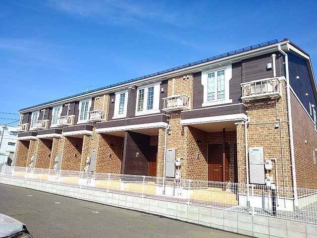 建物外観　落ち着いた雰囲気の外観です