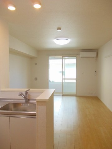 居室・リビング　居間です