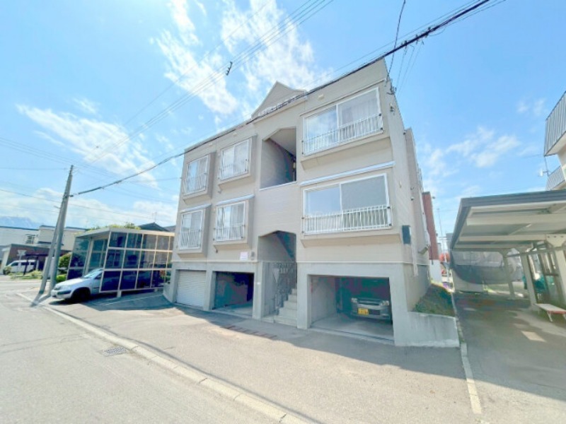 建物外観　外観写真でございます！