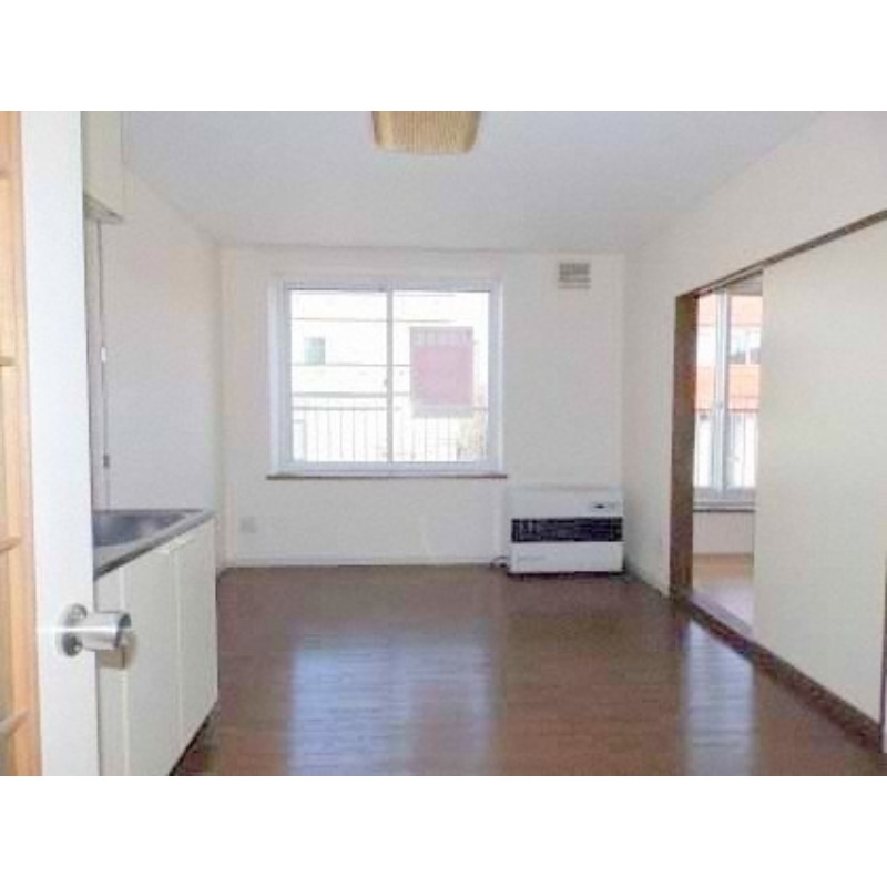 居室・リビング　広々リビングです！