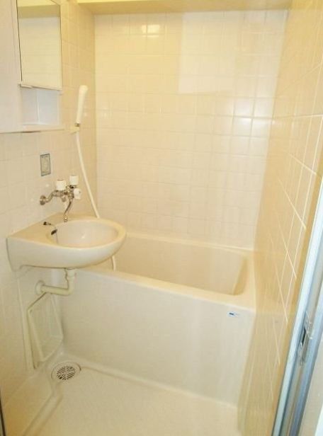 バス・シャワールーム　バス