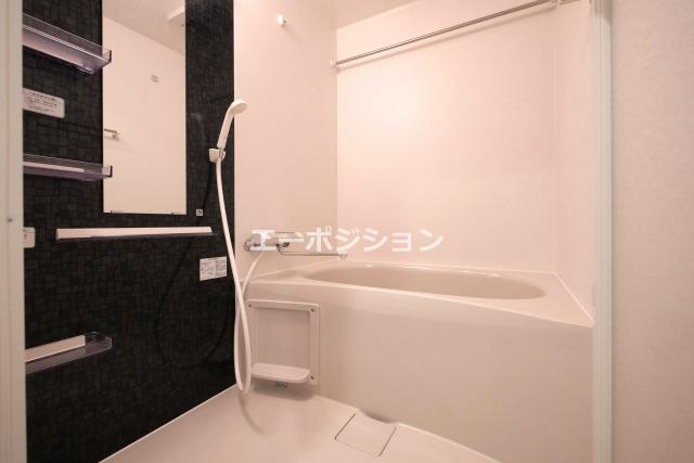 バス・シャワールーム　セレニテ難波ミラク壱番館