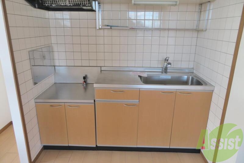 キッチン　キッチンはシンプルで使い勝手が良さそうです。