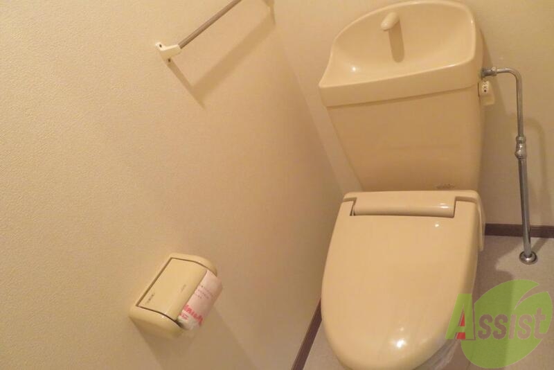 トイレ　バス・トイレ別で清潔に使えて良いですね。