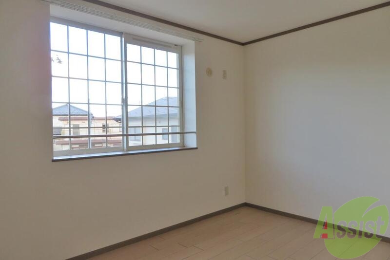 その他部屋・スペース　洋室が２部屋なので、１部屋は寝室にしても良いですね。