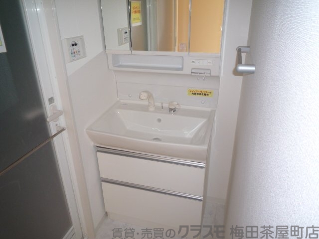 洗面設備　レシェンテ西梅田