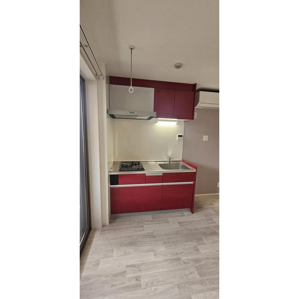 キッチン　コンパクトなキッチンで掃除もラクラク