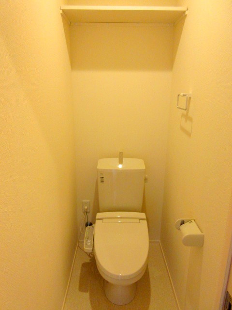 トイレ　ウォシュレット付きのトイレ