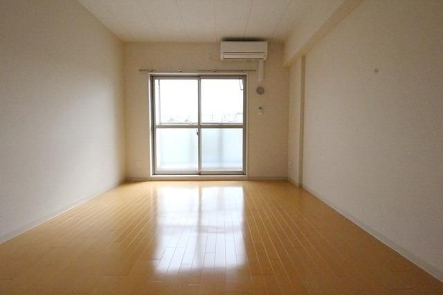 居室・リビング　★お部屋探しは株式会社タウンハウジング東京まで★