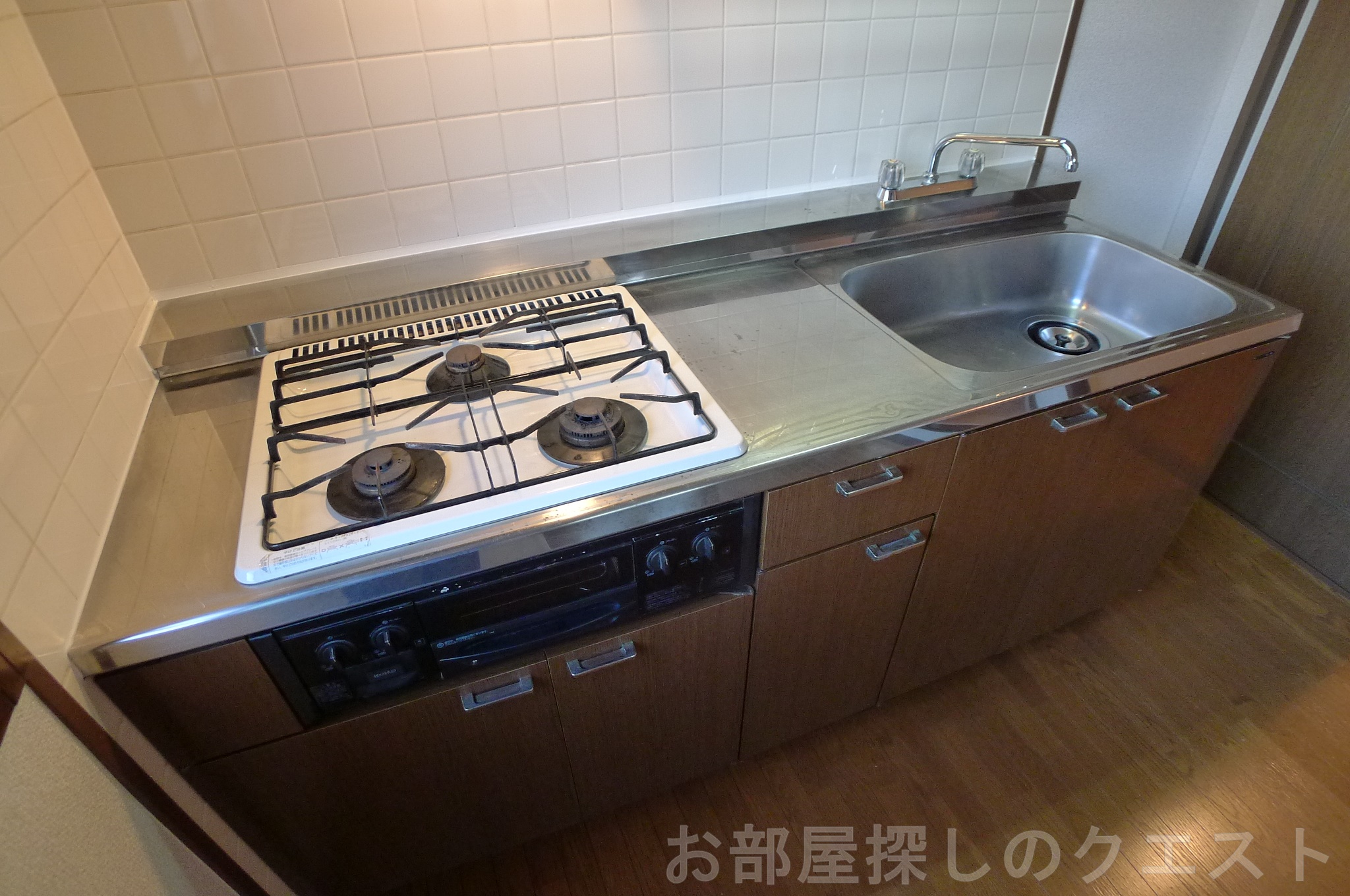 キッチン　（写真は同タイプ）