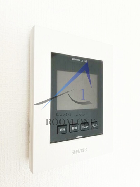 セキュリティ　モニター付きインターホンです。