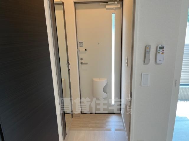 玄関　玄関（イメージ）