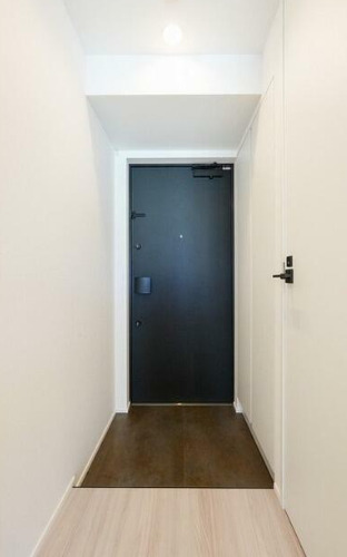 玄関　オープンブルーム伊勢佐木町