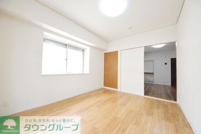 居室・リビング　※中部屋窓無し※