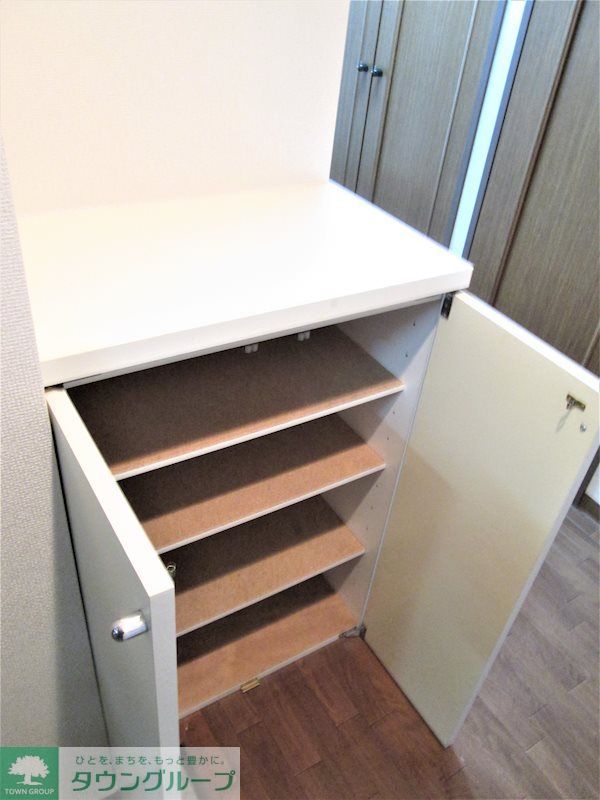 収納　シューズボックス