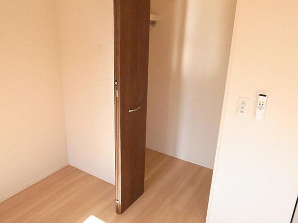 収納　ウォークインクローゼット