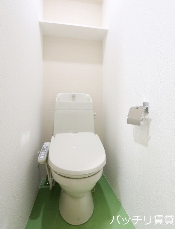 トイレ　類似写真使用のため、現状優先。