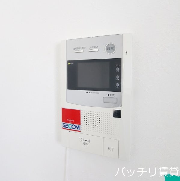 セキュリティ　類似写真使用のため、現状優先。