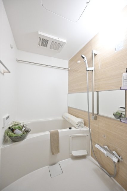 バス・シャワールーム　※家具・小物はイメージです