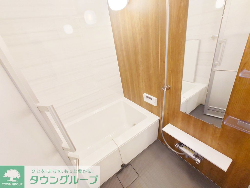 バス・シャワールーム　★追い炊き機能付き★