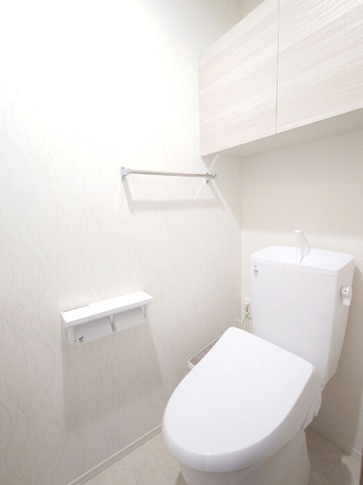 トイレ　温水洗浄暖房便座