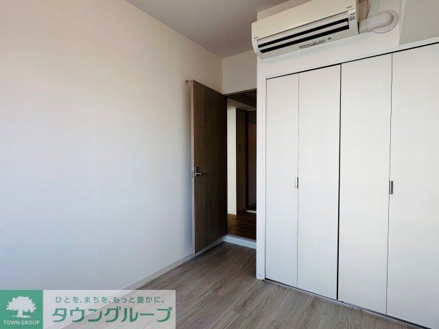 居室・リビング　参考写真（別部屋フルリニューアル時）