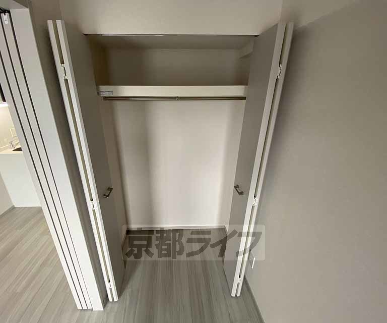 収納　洋服や日用品などが収納できます。