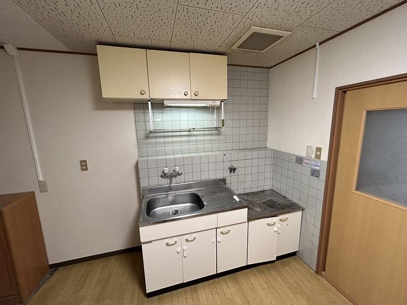 キッチン　調理スペースに水切りラック☆