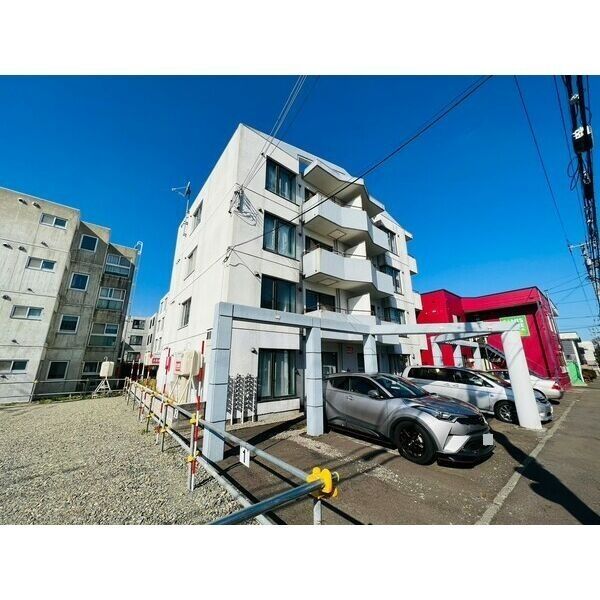 建物外観　☆地下鉄東西線白石駅まで徒歩11分！