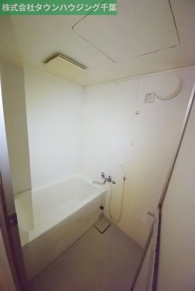 バス・シャワールーム　綺麗なバスルーム