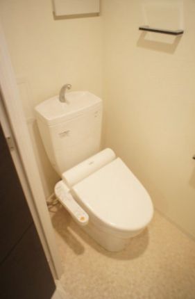 トイレ　清潔感のあるトイレです