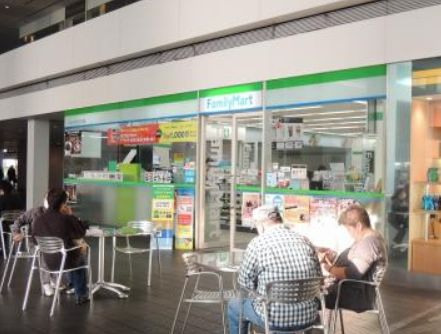 コンビニ　ファミリーマートTX秋葉原駅店（コンビニ）まで308m