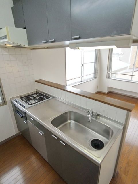 キッチン　♪会話をしたりＴＶを観ながら楽しくお料理しませんか♪