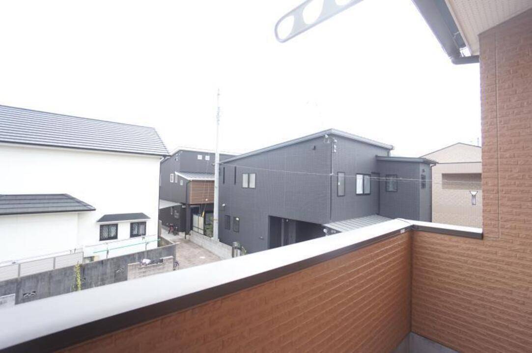 バルコニー　バルコニー