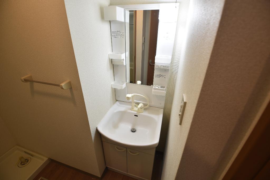 洗面設備　洗髪洗面化粧台