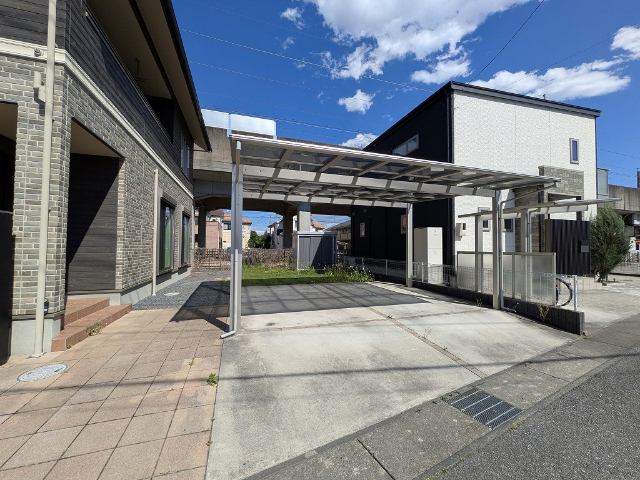 駐車場　２台可能