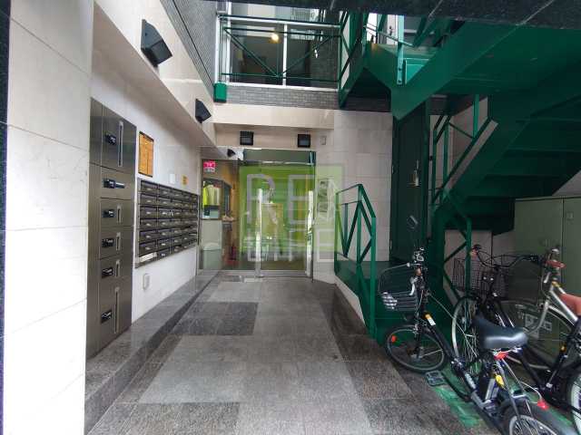 エントランス　リライフ浅草店