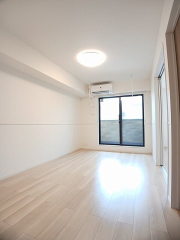 居室・リビング　居間です