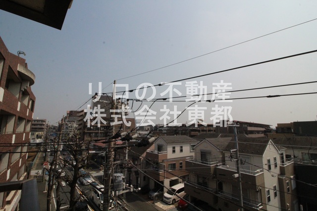 眺望　お部屋からの景色です！圧迫感がないので暮らしやすい♪